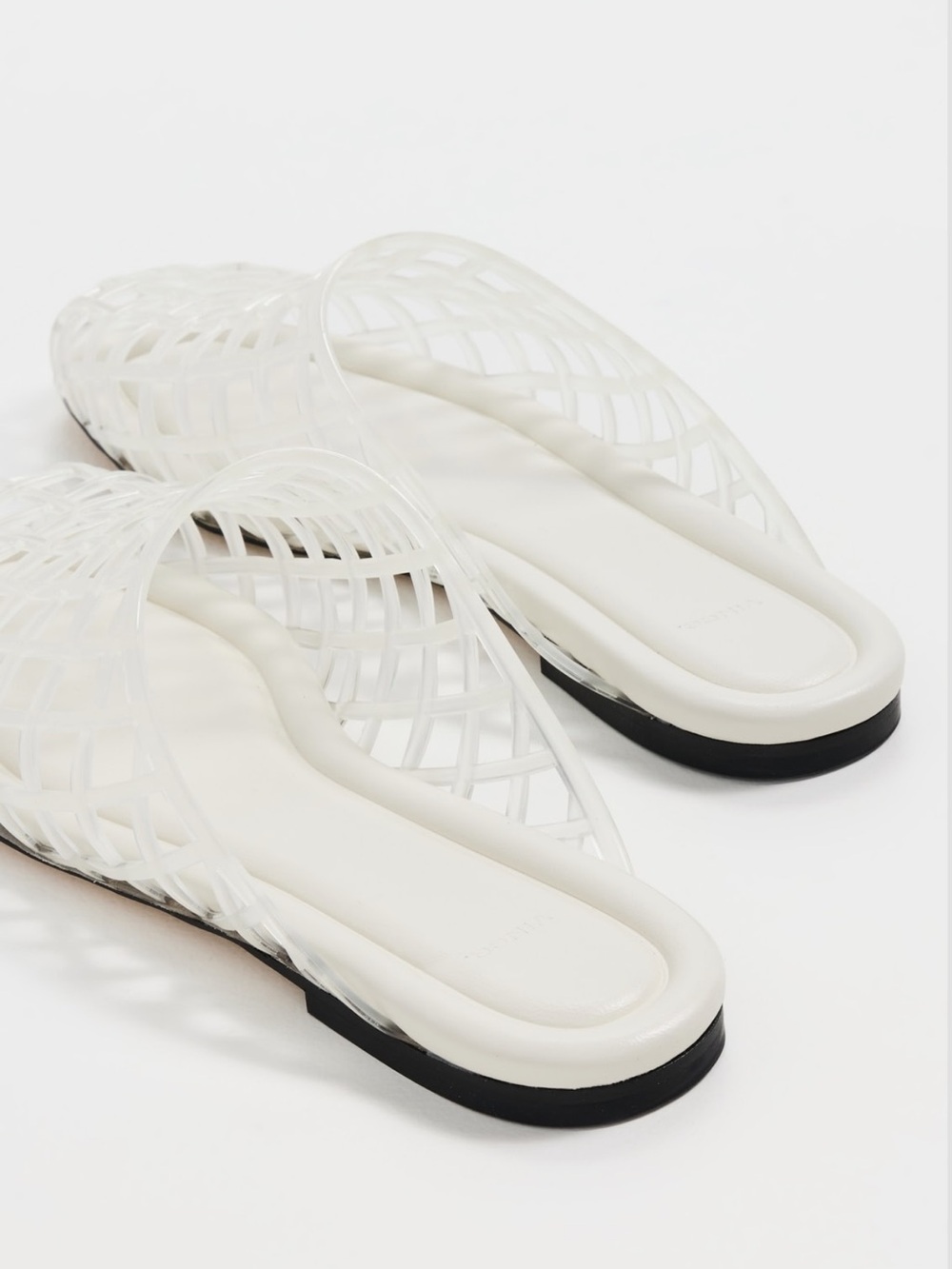 NEW IN BOX Vince Barcelona Jelly Flats - size 9 - Picture 3 of 7
